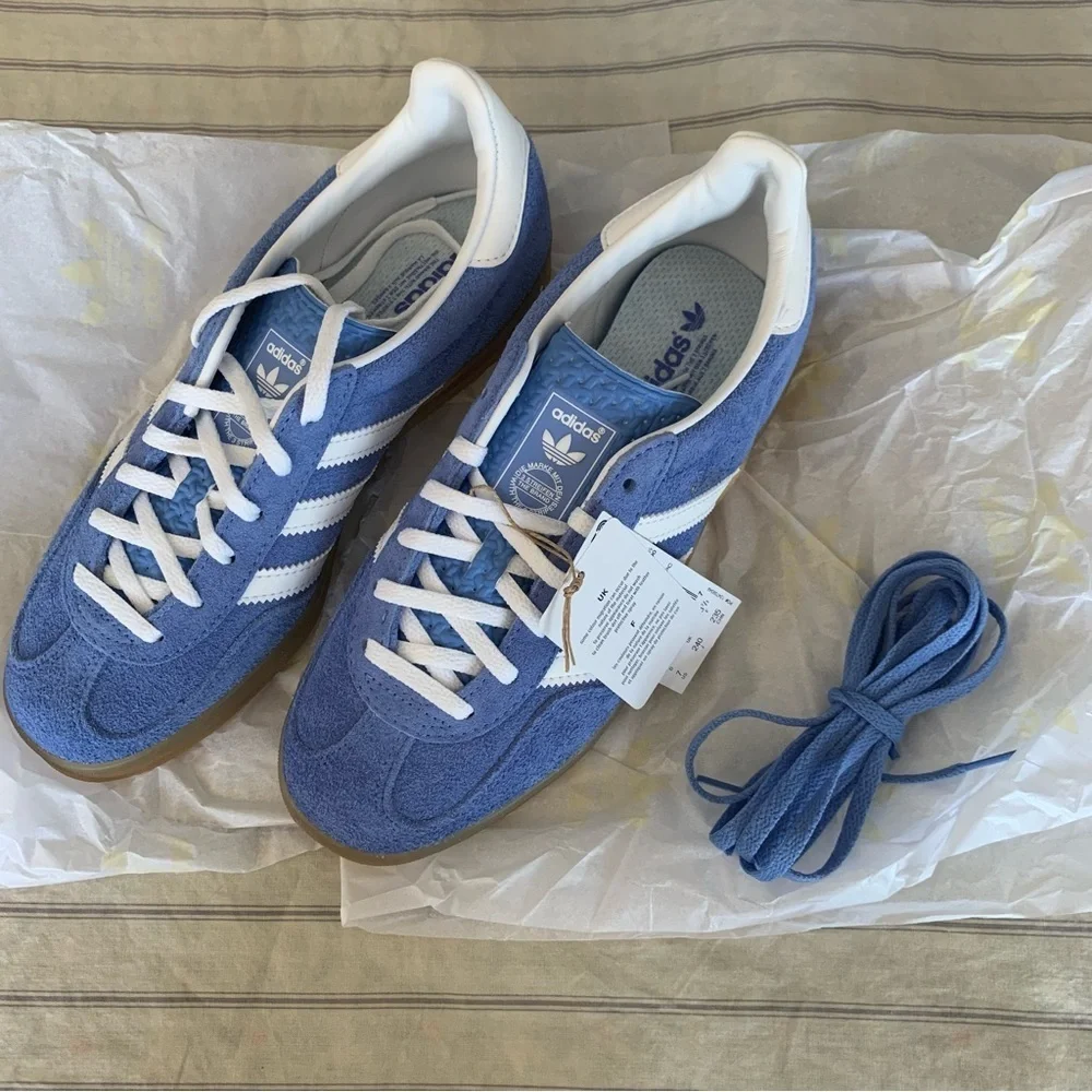Adidas Women's Gazelle Indoor Sneakers Original Shoes Blue Fusion Gum HQ8717 - Picture 14 of 16
